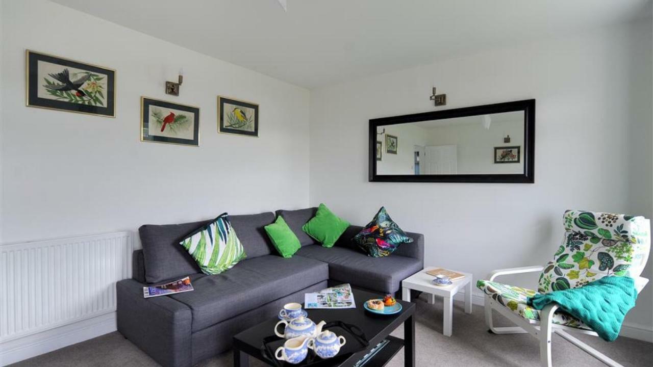 Upper Seascape Apartment Lyme Regis Exterior photo