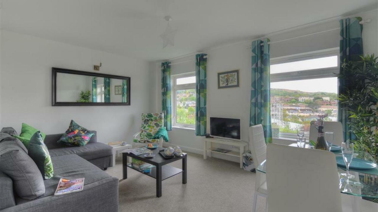 Upper Seascape Apartment Lyme Regis Exterior photo
